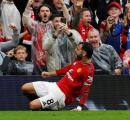 EPL chaos: United escape, Chelsea cruise, Spurs crash