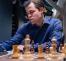 Carlsen strikes back! Crushes Praggnanandhaa, Arjun