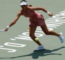 Osaka oclassed! Raducanu powers into DC quarters