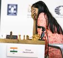 Divya is like MS Dhoni - cool in crunch situations'
