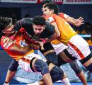 PKL: Paltan tame Bulls in thriller to go top