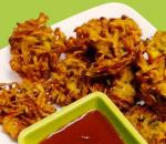 Reshma's Chicken Onion Pakoras: 20-Min Recipe
