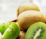 8 Reasons Why Kiwi Is A Superfruit