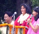 Rousing welcome for Sunita at Sabarmati ashram