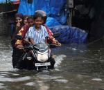 Lesson from 2009: Early Monsoon, Not Always Good
