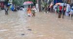 Mumbai gets 100 mm rainfall in 10 hrs; rail, air traffic hit