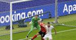 In Pictures - Austria ease past Poland, renew knock-out hopes