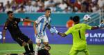Copa America PIX: Argentina beat Peru, top Group A