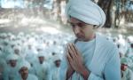 'Gandhi Had The Guts To Get Up And Go On'
