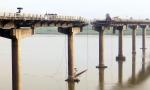 Gujarat govt approves Rs 212cr for new bridge next to collapsed one