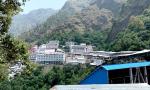 Landslide near Vaishno Devi shrine injures six, pilgrimage halted