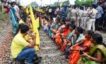 Kurmi protest disrupts train services in Jharkhand; passengers stranded