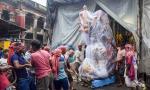 Heavy rains disrupt Durga Puja preparations in Kolkata