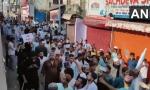 Tension in UP's Bareilly as cops, locals clash outside mosque