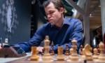 Carlsen strikes back! Crushes Praggnanandhaa, Arjun
