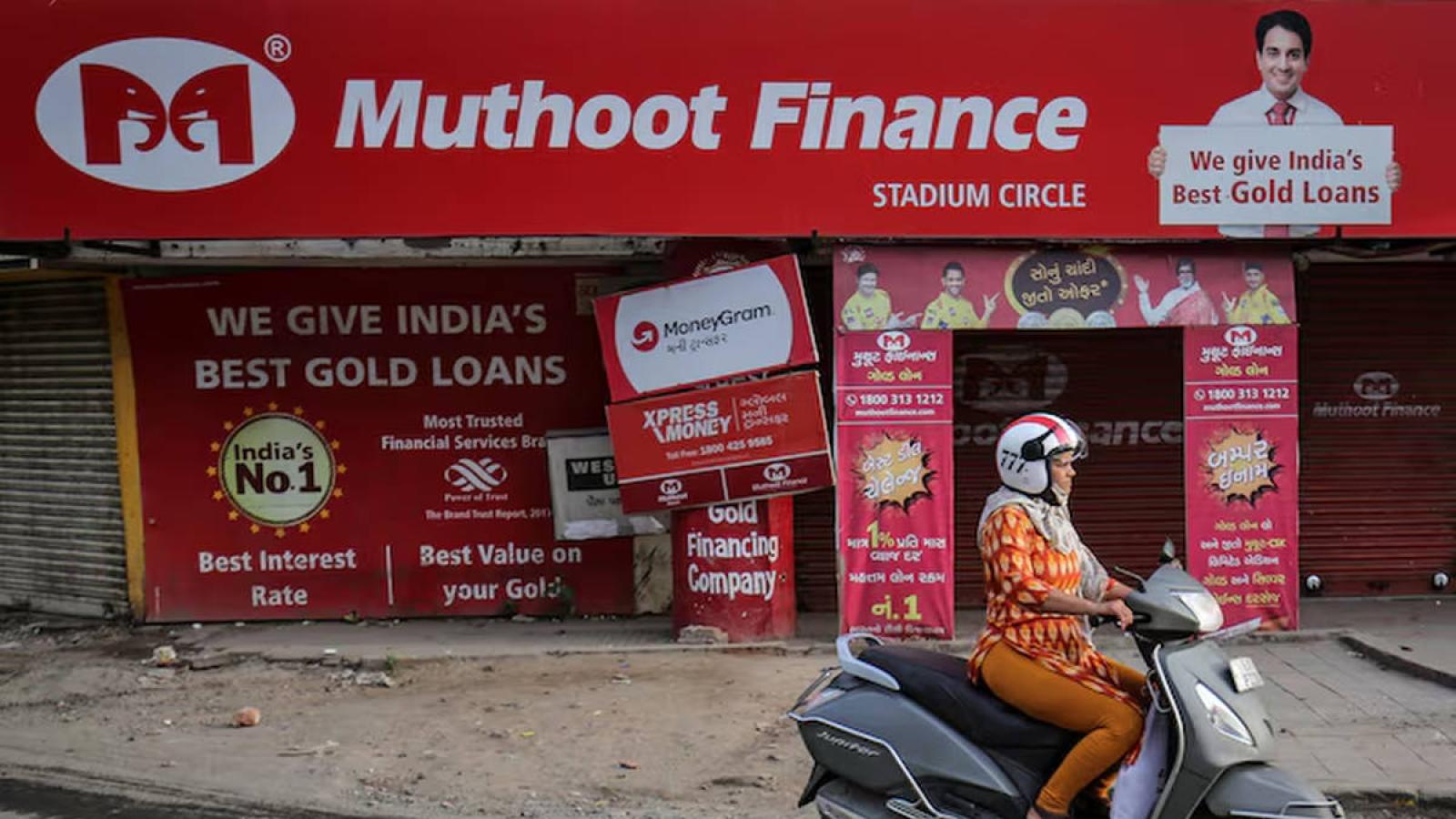rediff.com - Deepak Korgaonkar - Manappuram, Muthoot zoom up to 82% in 2025; what's driving gold financiers?