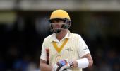 Warne injured by beamer from former team mate Lee