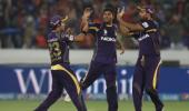 Kolkata keep play-off hopes alive with easy win over Sunrisers