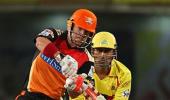 Warner blitz keeps Sunrisers hopes alive