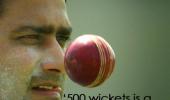 '500 wickets is a very realistic target'