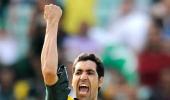 Ajmal, Gul destroy Sri Lanka in third ODI