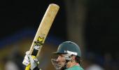 England edge South Africa despite Smith's heroics