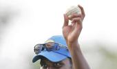 Images: Perera high-five flattens India