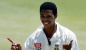 Ntini replaces Whatmore as Zimbabwe coach ahead of India series