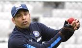 Hand injury rules Laxman out of second Test