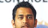 Dhoni continues to lead ODI rankings