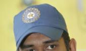 Dhoni leaves for Sri Lanka tour