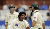 Match ref speaks to Aamer after Ponting incident