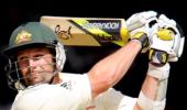 Australia set Pakistan record victory target