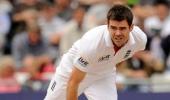 Anderson, Finn rip through Pakistan