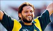 Afridi in, Malik out of Pakistan's T20 WC squad