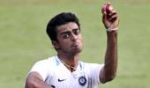 Unadkat replaces Zaheer for third Test