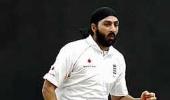 England name Panesar, Tremlett in Ashes squad