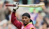 Gayle rejects Windies central contract