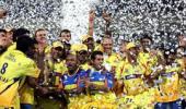 Chennai Super Kings will miss Murali: Dhoni