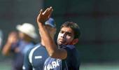 Munaf is one of Team India's unsung heroes: Simmons