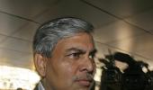 BCCI members feel ex-chief Manohar shirking responsibility