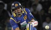 Dilshan hits ton in Sri Lanka victory