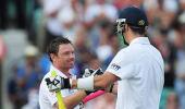 Images: Bell, Pietersen slay Indian attack