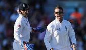 Swann scalps 6 as England win by an innings