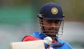 Dhoni backs India's 'inexperienced' bowling attack