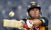 Australia edge past England in Melbourne Twenty20