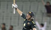 Watson fires Australia to victory in first ODI