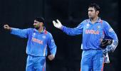 India should play three spinners vs Australia: Akram