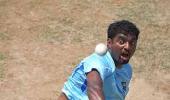 Muralitharan fights fitness battle before semis