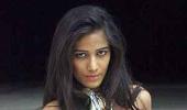 Model Poonam Pandey to bare all if India wins WC